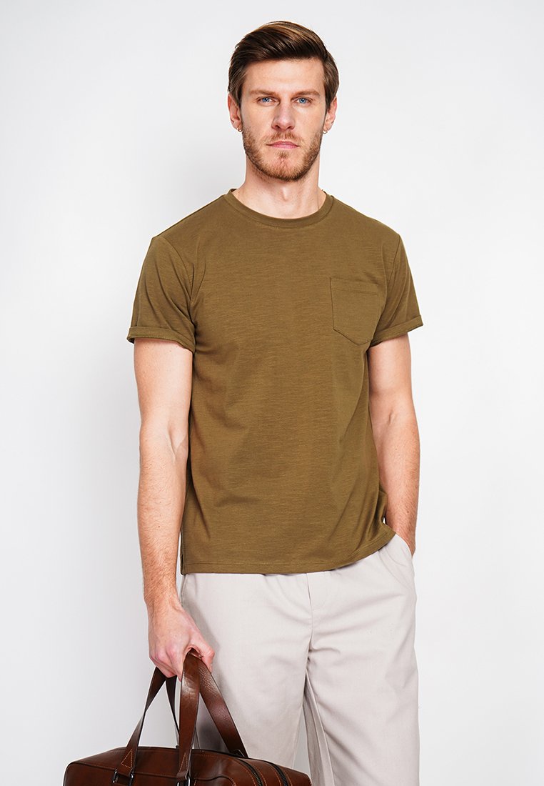 Le Jardin Du Lin T-shirt basic kaki