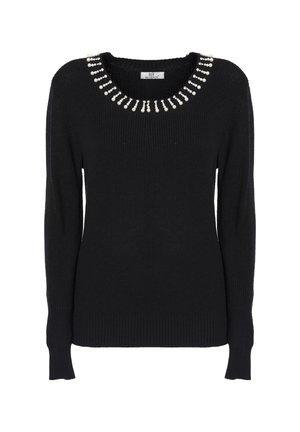 Suéter negro de punto con textura acanalada, mangas largas y cuello redondo adornado con un detalle de perlas alrededor del cuello.