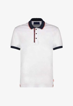 Polo a maniche corte in cotone bianco, con colletto e polsini blu navy, dettagli in piping rosso, patta con tre bottoni e dettagli con spacco laterale.