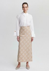Touché Privé Fustă maxi - beige