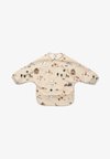 MERLE CAPE BIB UNISEX - Lätzchen - farm / sandy