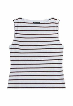 Witte mouwloze top met bruine horizontale strepen en een ronde hals, plat gelegd op een witte achtergrond.