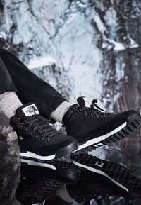 The North Face Stivaletti stringati - black