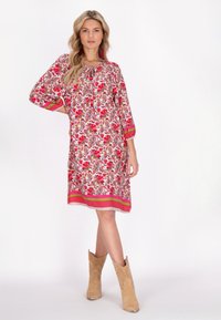 usha Vapaa-ajan mekko - red multicolor