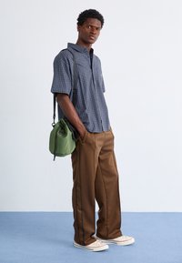 Alpha Industries CARRY BAG UNISEX - Τσάντα χιαστί - sage green