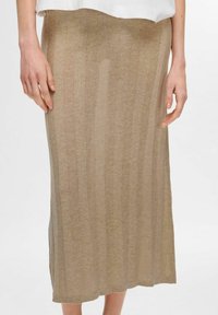 Selected Femme MIDI - Gonna a campana - humus