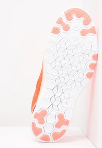 Nike Performance Training shoe - coral