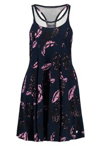 Mörkblå ärmlös klänning med rosa och svarta lövmönster. Utsvängd kjol, mjukt tyg och dubbel axelremdesign.