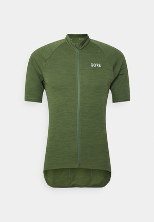 Korte mouwen, olijfgroen wielershirt met ritssluiting aan de voorkant en "GORE"-logo op de linkerborst, afgebeeld op een effen lichte achtergrond.