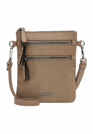 Beige Umhängetasche mit zwei horizontalen Reißverschlusstaschen, verstellbarem Riemen und metallischem "Emily & Noah"-Logo auf der Vorderseite.