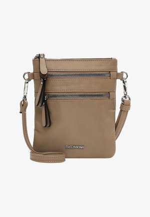 Beige Umhängetasche mit zwei horizontalen Reißverschlusstaschen, verstellbarem Riemen und metallischem "Emily & Noah"-Logo auf der Vorderseite.