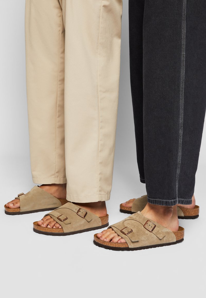 Birkenstock ZÜRICH - Pantolette flach - taupe - Zalando.de