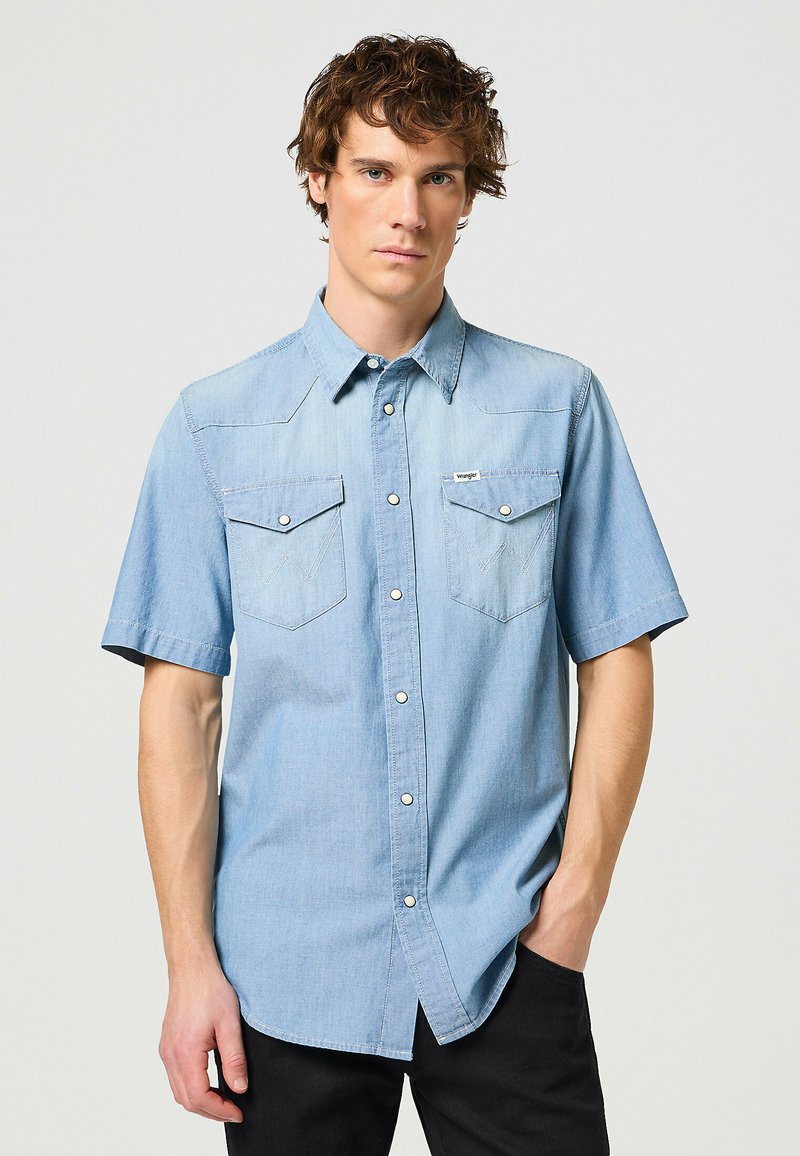 How To Wear A Fishing Shirt at Mikayla Skene blog How To Wear A Fishing Shirt at Mikayla Skene blog