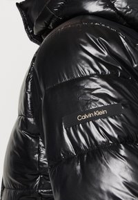 Calvin Klein Vinterkappa /-rock - black