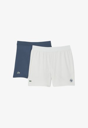 Ensemble de shorts pour hommes en marine et blanc. Shorts marins avec taille élastique et logo ; les shorts blancs présentent un motif texturé et un détail de logo.