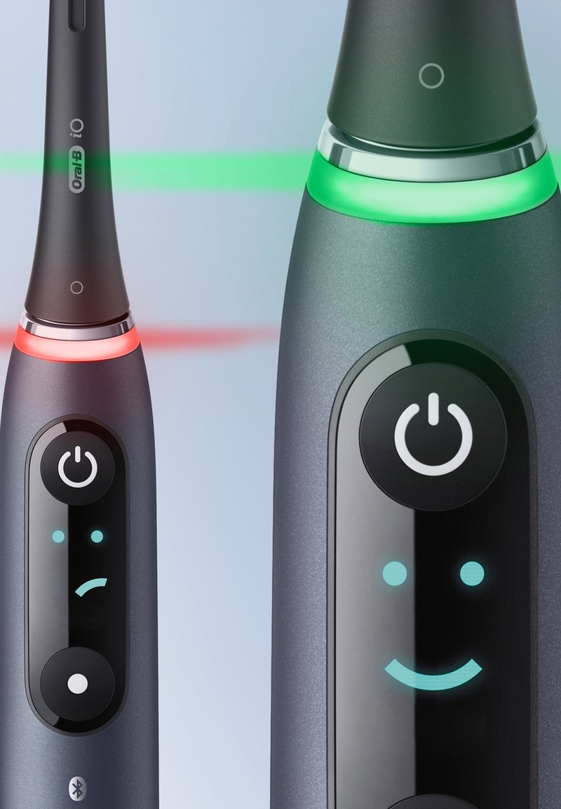 Oral-B ORAL-B ELEKTRISCHE ZAHNBÜRSTE - IO 9 + LADE-REISEETUI - BLACK ON - Elektrische  Zahnbürste - schwarz
