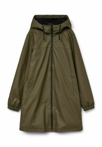 Płaszcz przeciwdeszczowy koloru oliwkowozielonego z kapturem, zamkiem błyskawicznym i dwoma bocznymi kieszeniami. Wykonany z gładkiego, wodoodpornego materiału; posiada elastyczne mankiety.