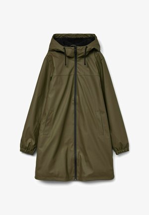 Olivzaļš lietusmētelis ar kapuci, aizdari ar rāvējslēdzēju un divām sānu kabatām. Izgatavots no gluda, ūdensizturīga materiāla; ar elastīgām aprocēm.