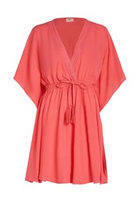 Koraal kleurige kimono jurk met een V-hals, kantafwerking en een verstelbare koord in de taille. Heeft een losse pasvorm en zijslits. Zachte, lichtgewicht stof.