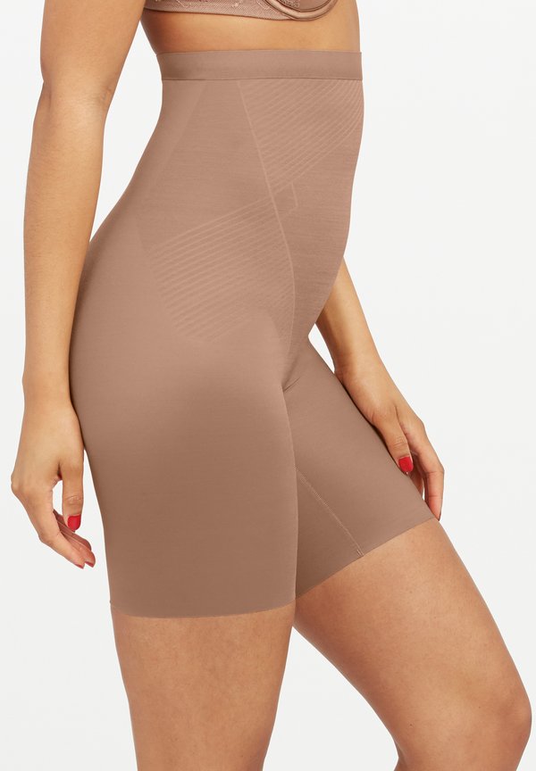 THINSTINCTS® 2.0 HIGH-WAISTED MID-THIGH SHORT - Shapewear - café au lait2