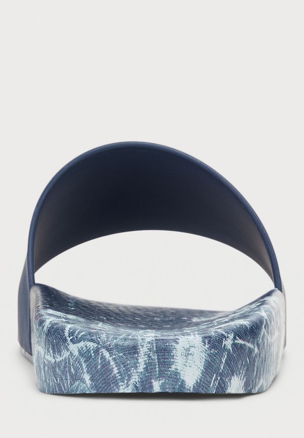 SCENIC-PRINT FLORAL SLIDE UNISEX - Mules - indigo shibori patchwork2