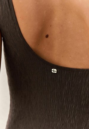 B by Ted Baker, REGULAR FIT - HARDWARE ONE SHOULDER SWIMSUIT WITH TUMMY CONTROL - Swimsuit - chocolate brown
