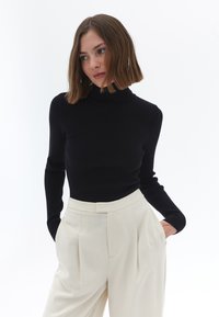 OXXO TURTLENECK - Strickpullover - black