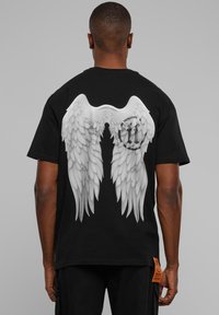 Forgotten Faces - WINGS - Print T-shirt - black Thumbnail Image 1