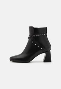 BEATA STUDS ANKLE BOOT - Bottines - black