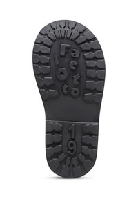 Schwarze Gummisohle mit tiefen Profilen und einem geprägten Logo, das "Fact" und die Nummer "19" zeigt. Strukturierte Oberfläche mit unterschiedlichen Mustern.