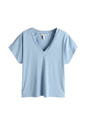 Világoskék rövid ujjú V-nyakú felső, széles ujjakkal és laza szabással, fehér háttéren bemutatva.