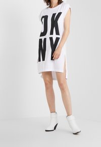 DKNY Jerseyklänning - white