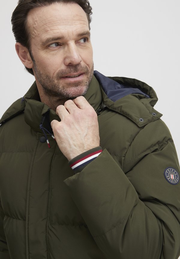 FQIACOB - Winter coat - forest night2