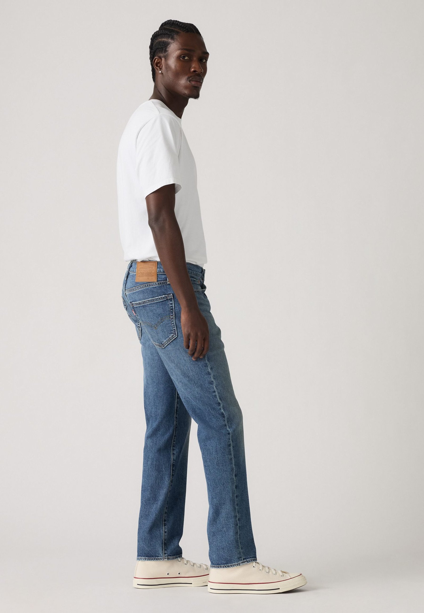 Levi's® 502® TAPER - Calças de ganga de corte afunilado - denim