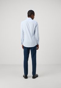 OLYMP No. Six Formāls krekls - bleu