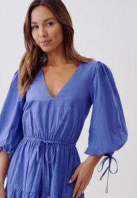 TUSSAH DAWSON MIDI - Velika haljina - blue