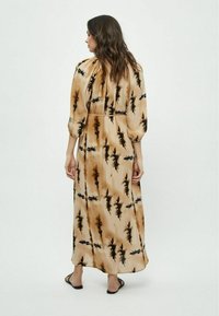 Desires BINA - Maksimekko - p cuban sand print