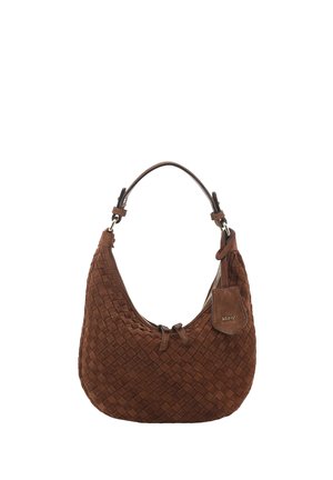 Braune Hobo-Tasche aus geflochtenem Leder mit kurzem Griff, Reißverschluss und angebrachtem Lederetikett mit Markenzeichen an der Seite.