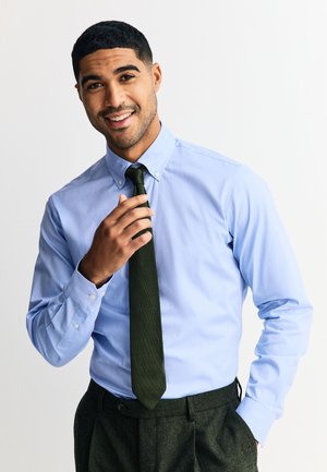 Next, REGULAR FIT - SHIRT AND TIE SET  . - Skjorter - blue  navy knit