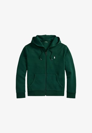 Sudadera con cremallera verde hecha de tela suave. Cuenta con una capucha con cordón, dos bolsillos frontales y un pequeño logotipo bordado en el pecho.