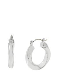 Boucles d'oreilles en argent avec un design tordu, dotées d'une finition métallique brillante et d'un fermoir sécurisé pour un maintien sûr.