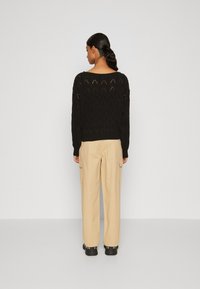 ONLY Petite ONLBRYNN LIFE STRUCTURE - Maglione - black