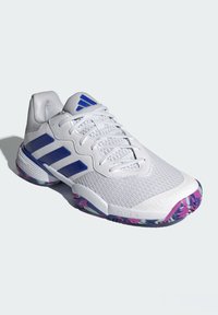 adidas Performance BARRICADE  - Zapatillas de tenis para todas las superficies - cloud white lucid blue semi flash aqua