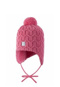 Cappello rosa lavorato a maglia con un motivo a treccia testurizzato, dotato di un pon-pon in cima e alette per le orecchie con lacci regolabili per una vestibilità sicura.
