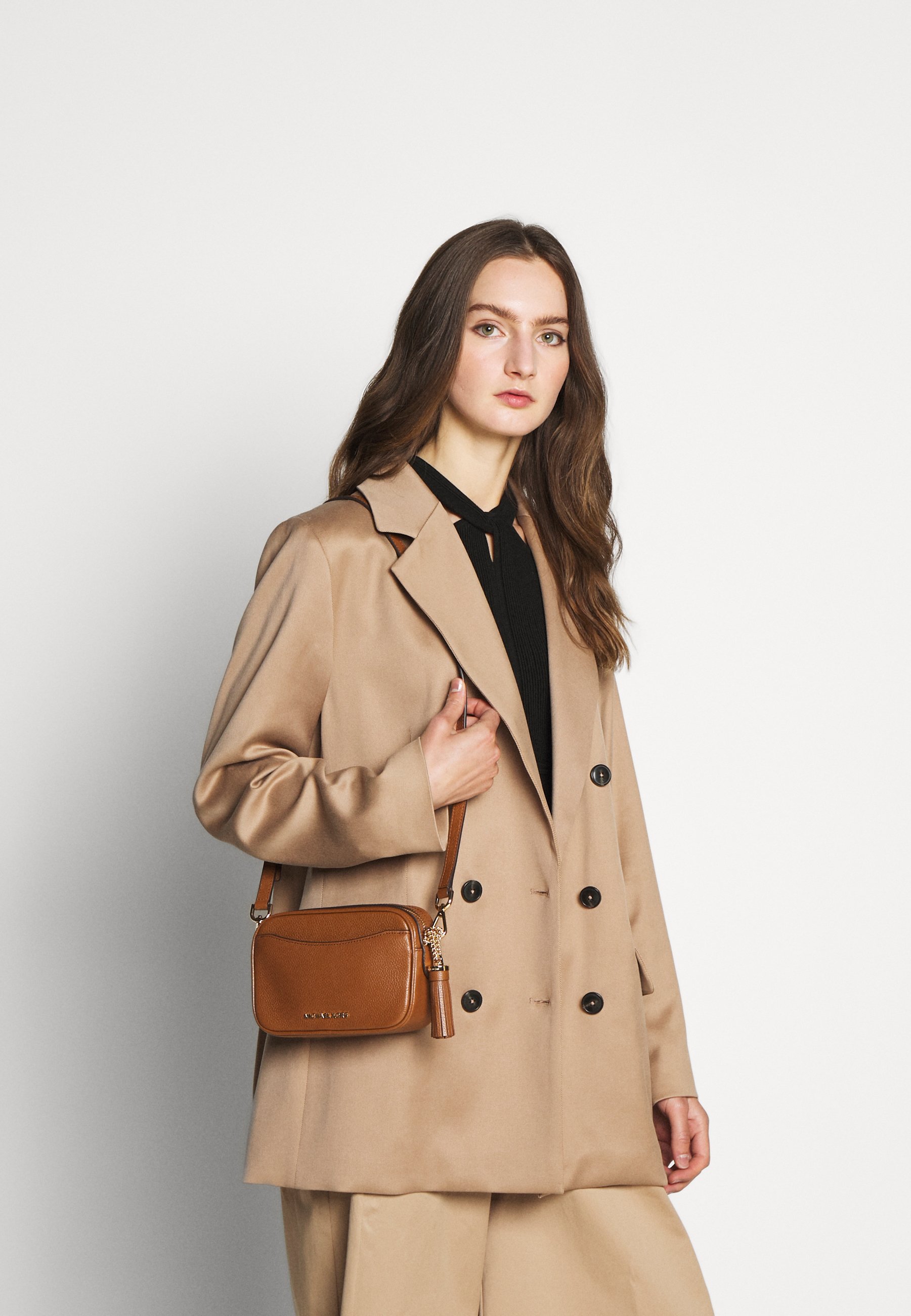 michael kors jet xbody mercer