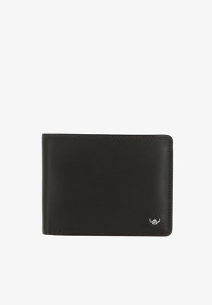 Portefeuille noir en cuir bifold avec coutures visibles et petit emblème argenté dans le coin inférieur droit sur fond blanc.