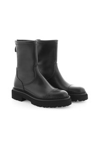 Zwarte leren enklaarzen met een ronde neus, stevige rubberen zool en decoratieve stiksel langs de bovenrand en zool.