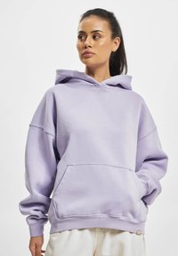 Unselected, purple washed