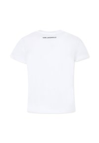 T-shirt blanc à manches courtes avec un col rond. Présente un logo en texte noir sur le haut du dos. Texture lisse, coupe classique.