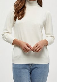 Minus Strickpullover - off-white